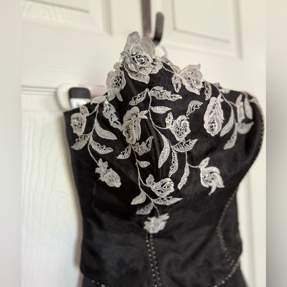 Jovani Black Corset Gown sz 8 Strapless Rose Embroidery Goth Coquette Prom Dress - Picture 4 of 8